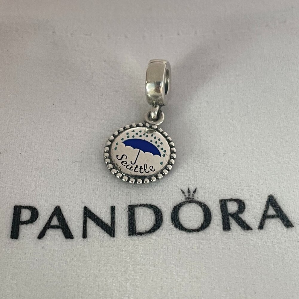 Pandora Seattle Aquarium Charm